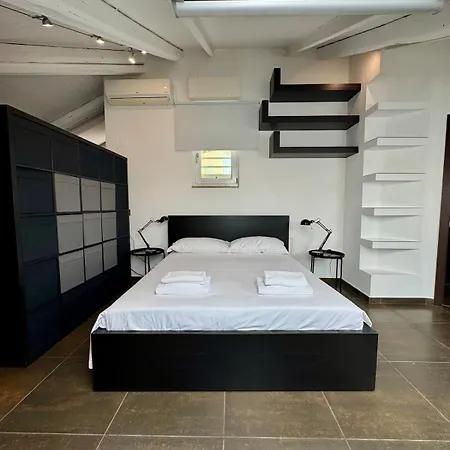 Petruzzelli Loft Apartment *