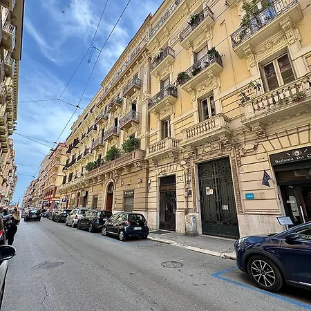 Petruzzelli Loft Apartment *