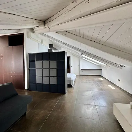 Petruzzelli Loft Apartment